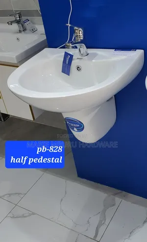 Half Pedestal