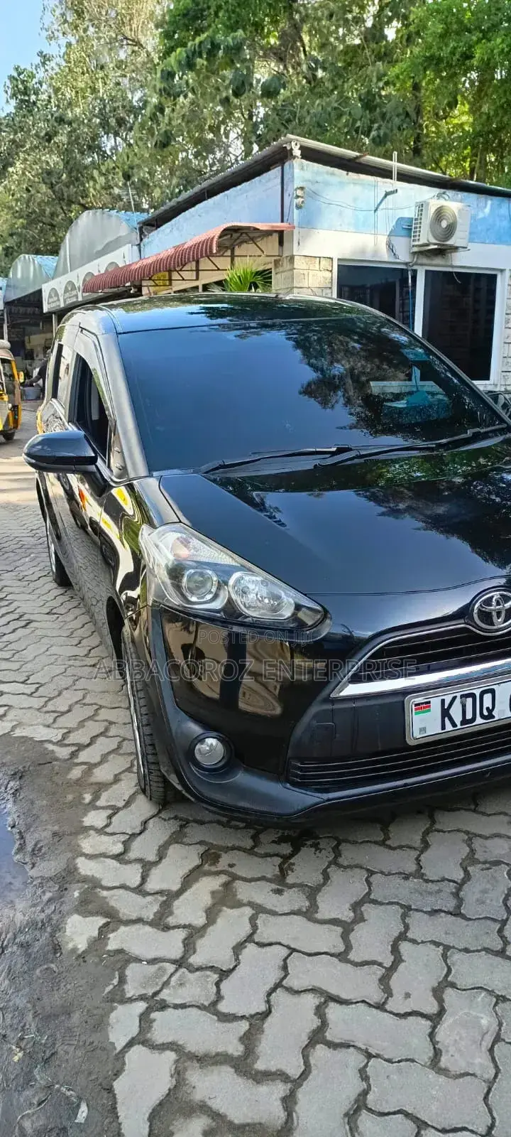 Toyota Sienta 1.5 FWD (6-seater) 2017 Black