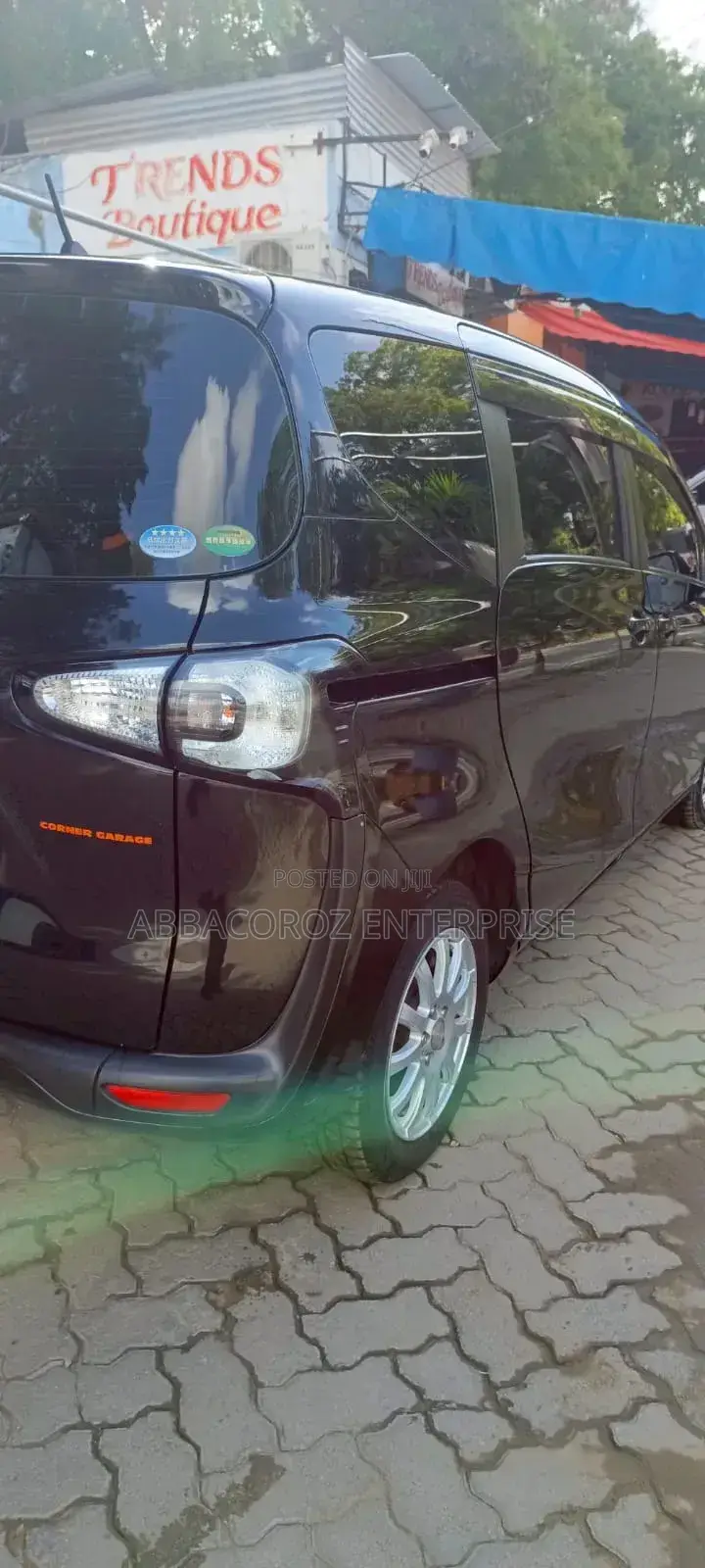 Toyota Sienta 1.5 FWD (6-seater) 2017 Black