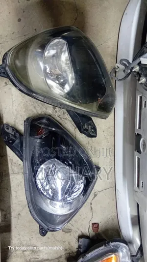Daihatsu Mira Headlight Ex Japan