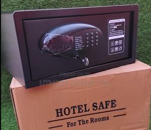 Hotel Digital Safe – Pin + Emergency Override Key