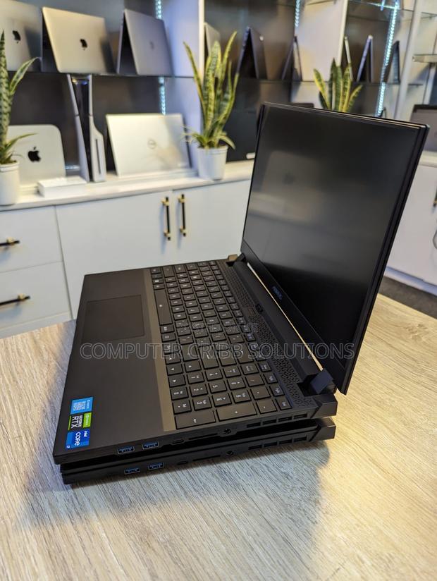 Laptop Gigabyte AORUS 5 32GB Intel Core I7 SSD 1T - main view