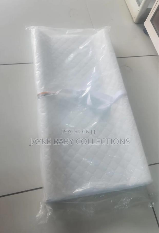 Summer Infant Contoured Baby Changing Pad – White - thumbnail 8