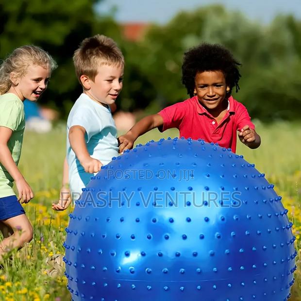 85cm Anti Burst Spiked Yoga Ball