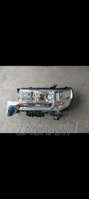 V8 100 Series Headlight Ex Japan