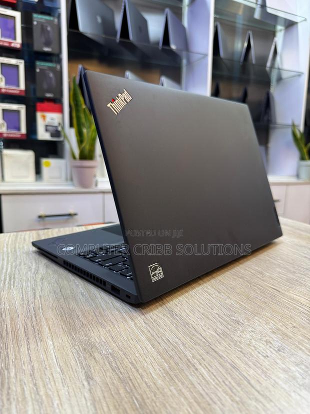 Laptop Lenovo ThinkPad T14 16GB Intel Core I7 SSD 512GB - thumbnail 3
