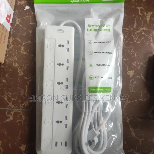 Caston Extension Cables Socket Multiplug 5 Way 5m 2 Usb 3 & C To C