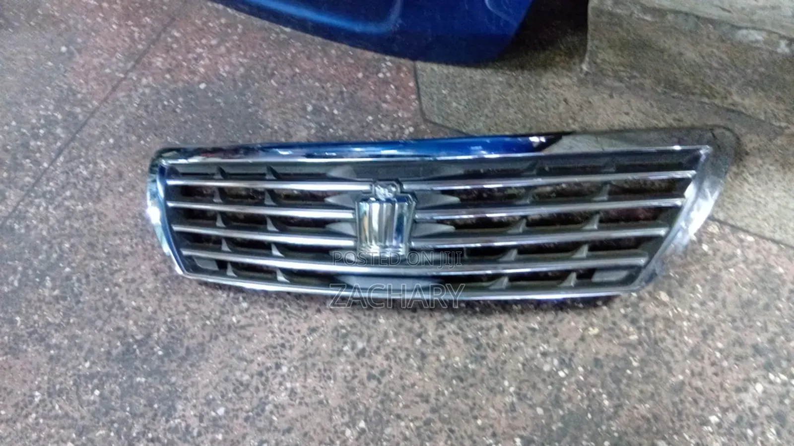 Crown 2012 Grille Ex Japan