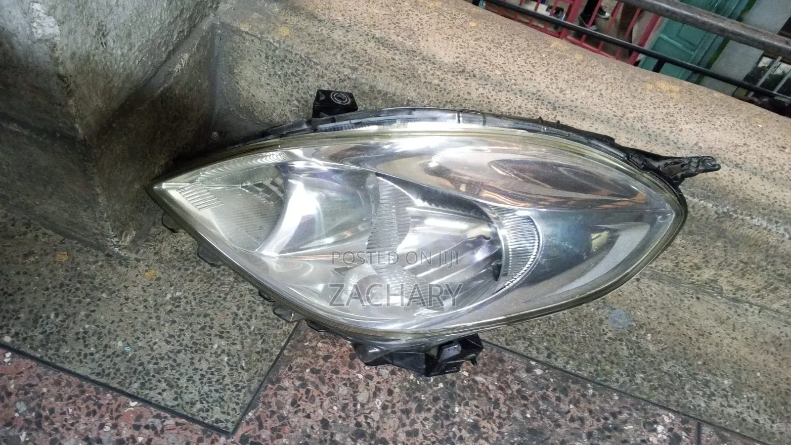 Nissan Tiida 2012 Headlight Ex Japan