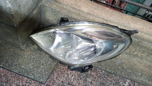 Nissan Tiida 2012 Headlight Ex Japan - main view