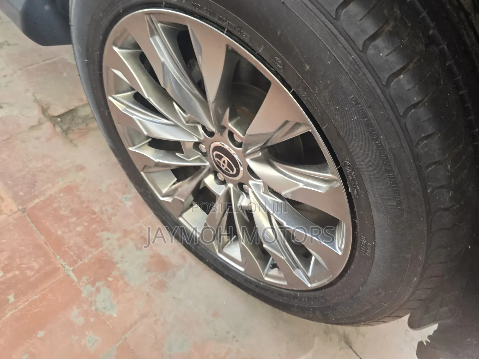 Toyota Land Cruiser Prado 2022 Gray