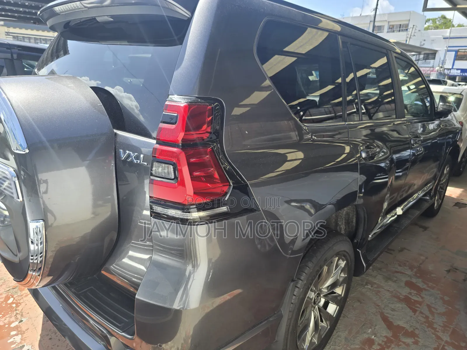 Toyota Land Cruiser Prado 2022 Gray