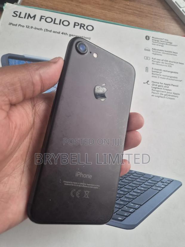 Apple iPhone 7 32 GB Black - thumbnail 6