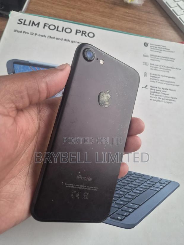 Apple iPhone 7 32 GB Black - thumbnail 8