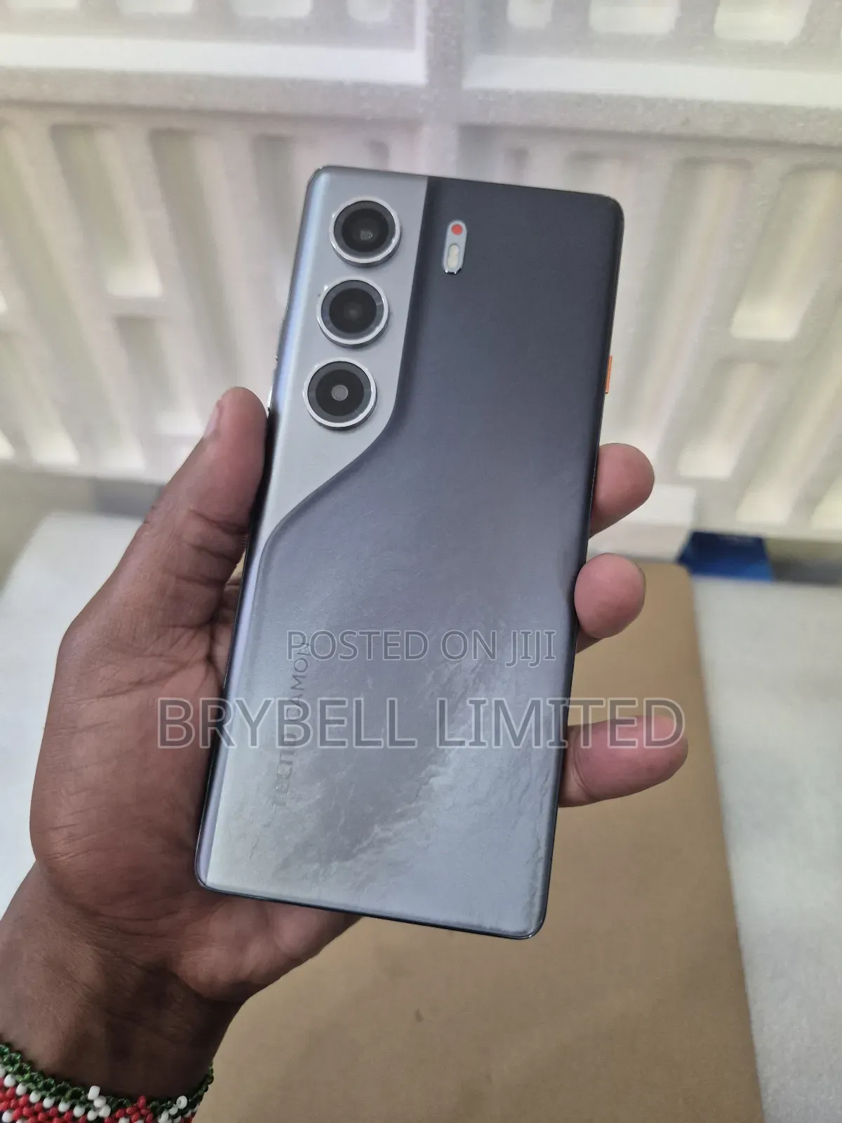 Tecno Camon 40 Pro 256 GB Gray