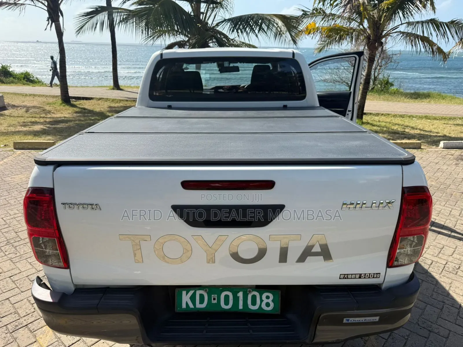 Toyota Hilux Revo Double Cab Deisel 2.4 AWD 2019 White