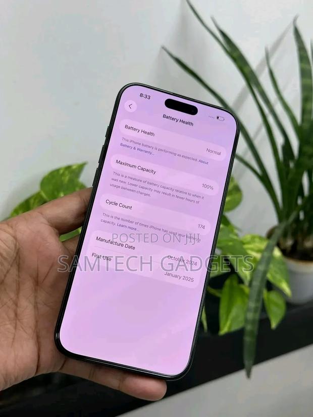 Apple iPhone 16 Pro 256 GB Black - main view