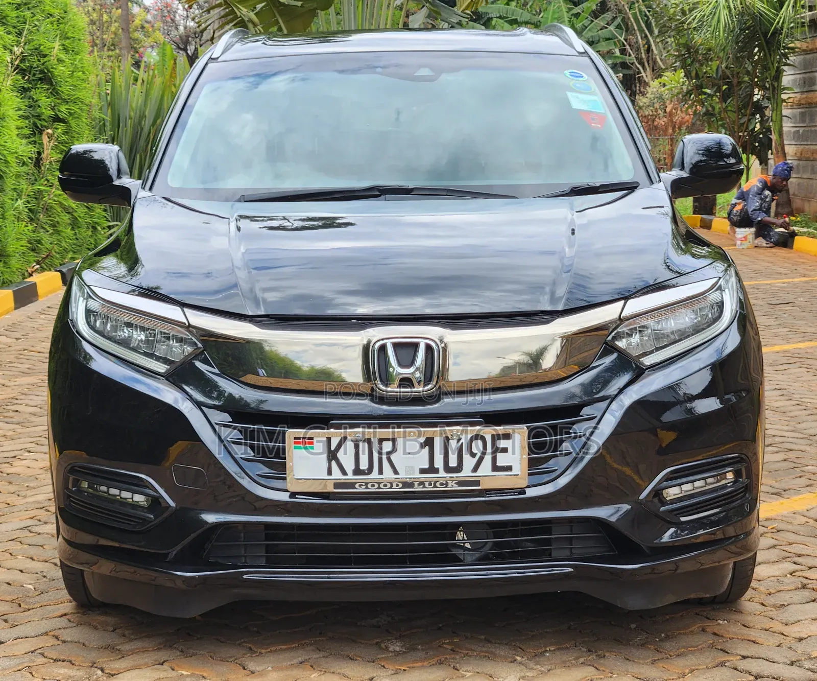 Honda Vezel 1.5 Hybrid 4WD 2018 Black