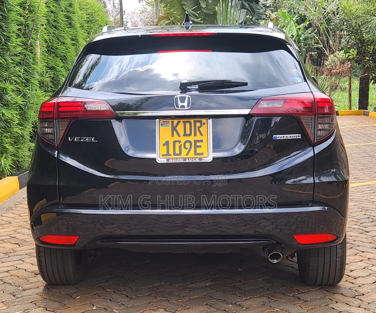 Honda Vezel 1.5 Hybrid 4WD 2018 Black