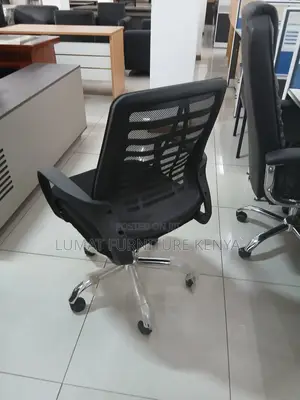Ergo-Human Secretarial Seat