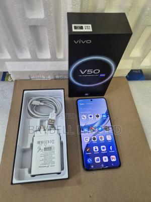 Vivo V50 512 GB Blue - thumbnail 2
