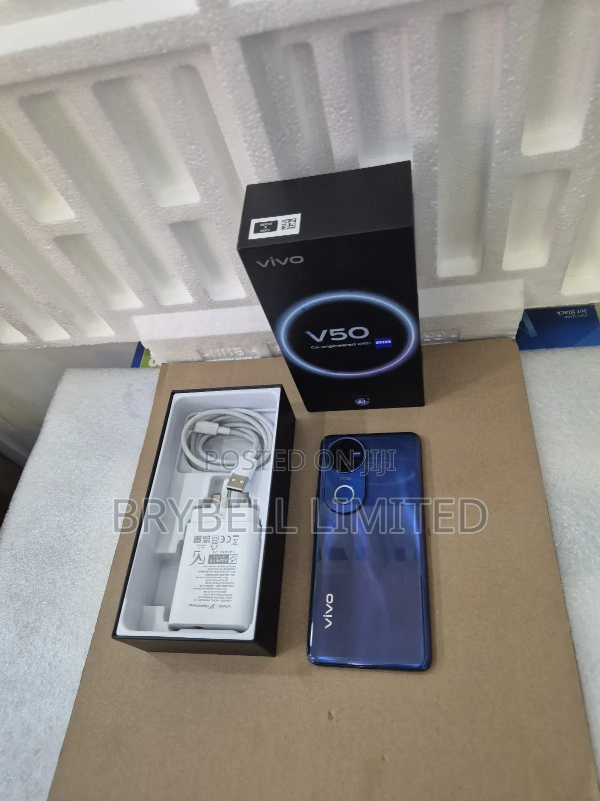 Vivo V50 512 GB Blue