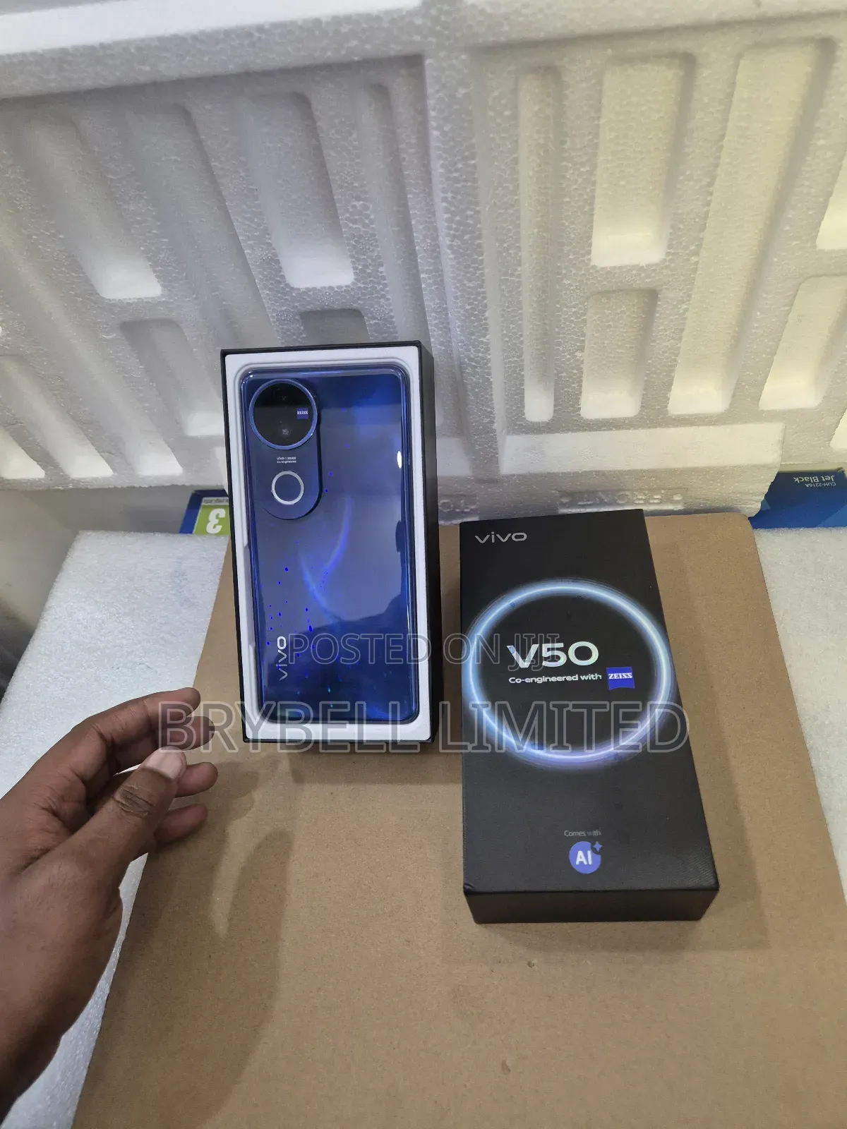 Vivo V50 512 GB Blue