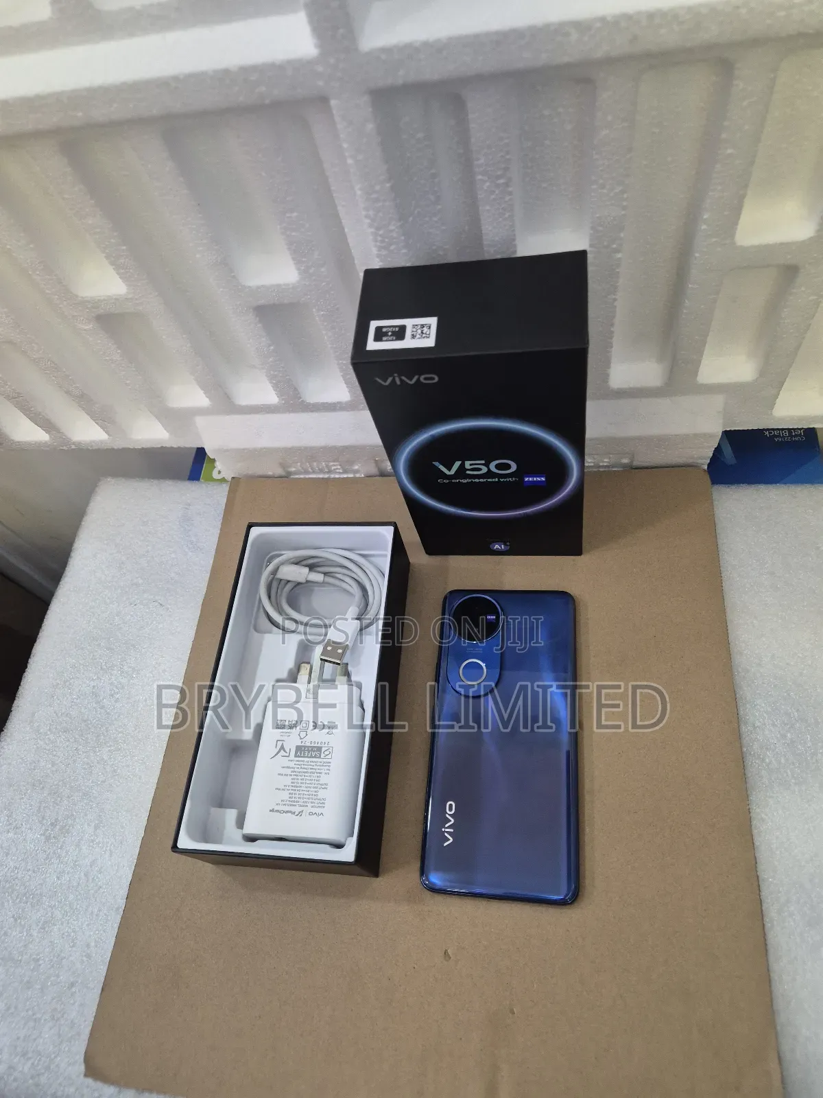 Vivo V50 512 GB Blue