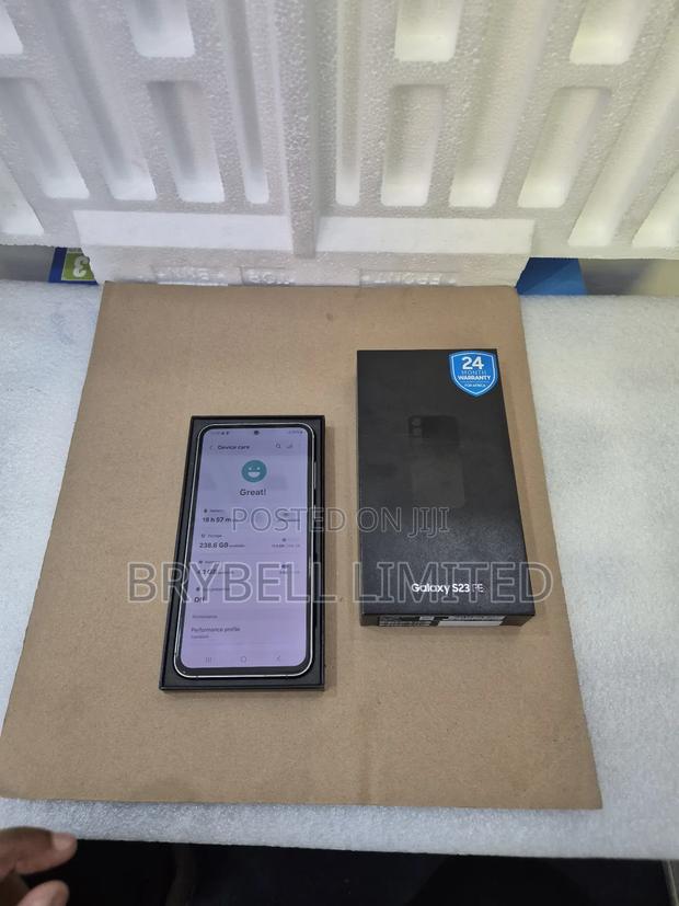 Samsung Galaxy S23 FE 256 GB Black - thumbnail 2