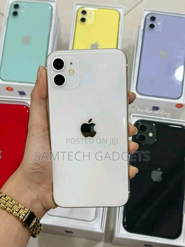 New Apple iPhone 11 128 GB White - thumbnail 3