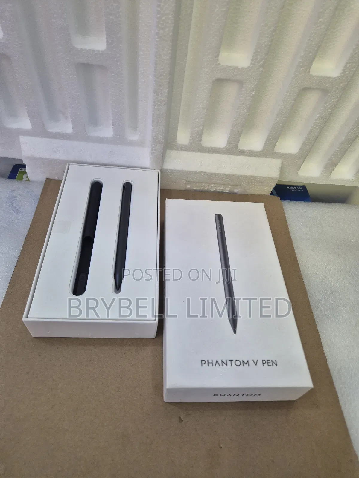 Tecno Phantom v Pen Brand New, Black