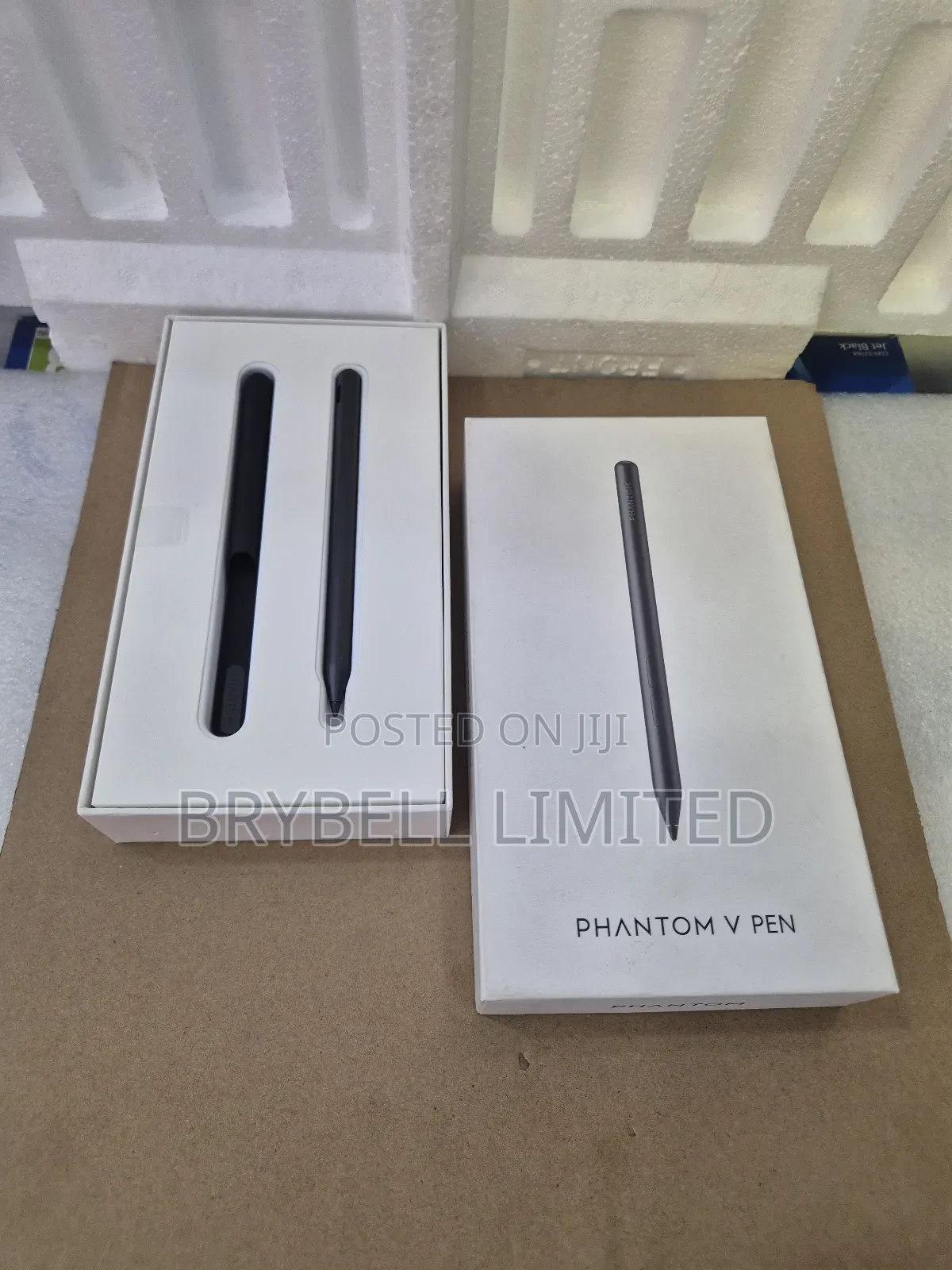 Tecno Phantom v Pen Brand New, Black