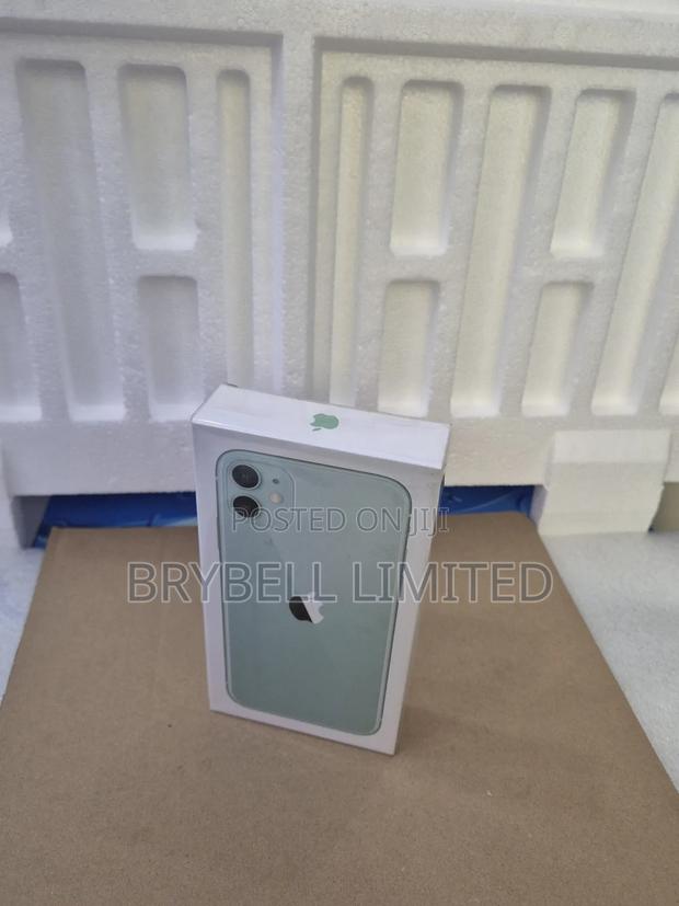 New Apple iPhone 11 128 GB Green - thumbnail 2