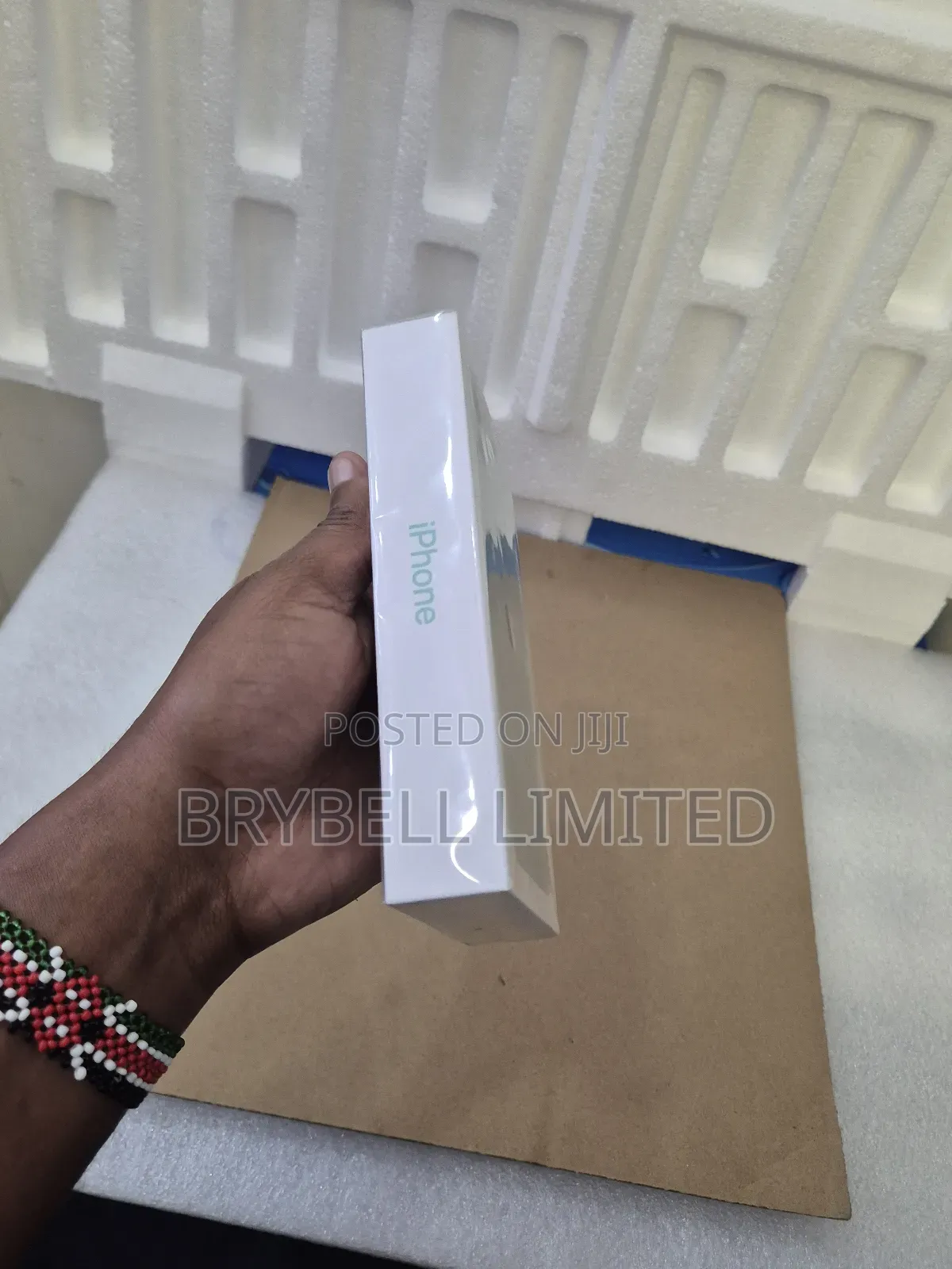 New Apple iPhone 11 128 GB Green
