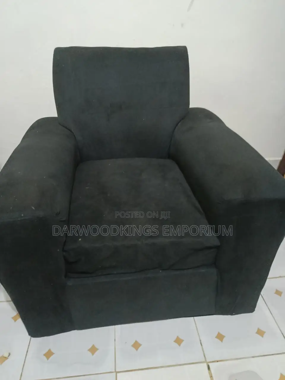 1 Seater Sofa for Sell