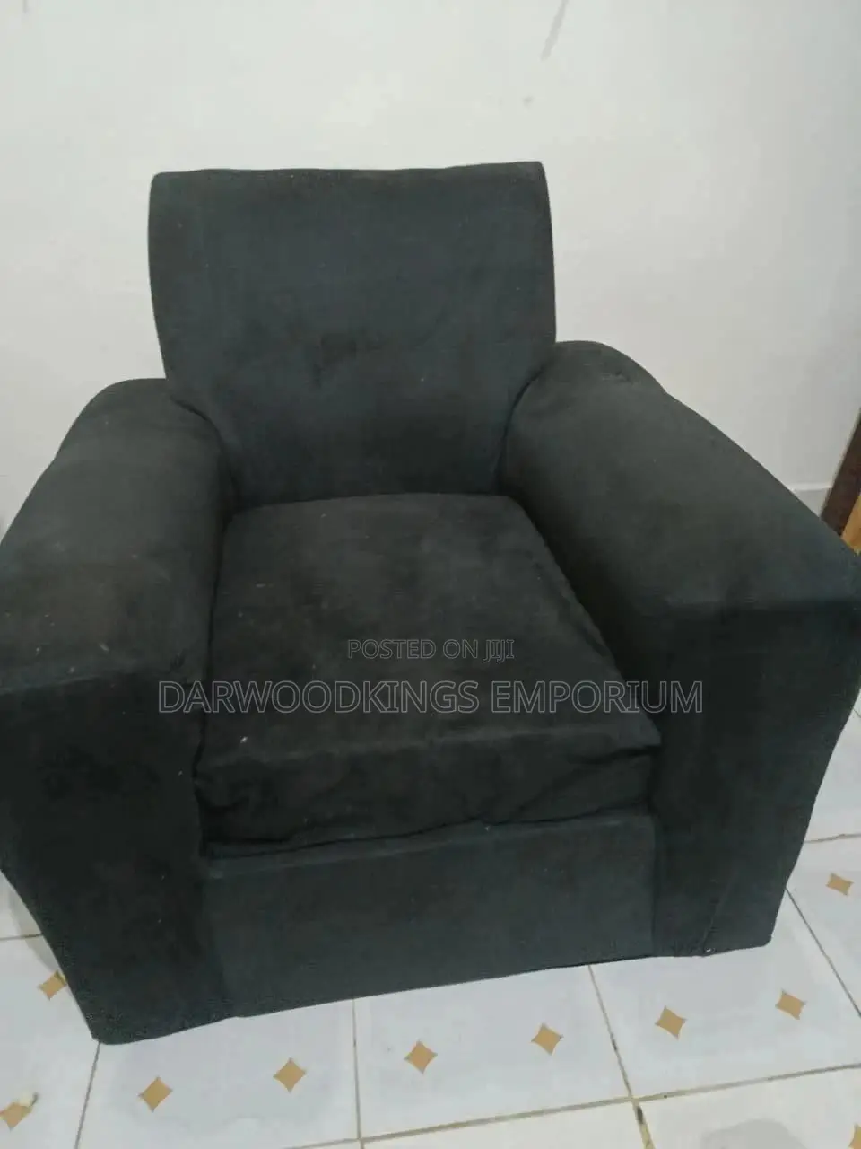 1 Seater Sofa for Sell