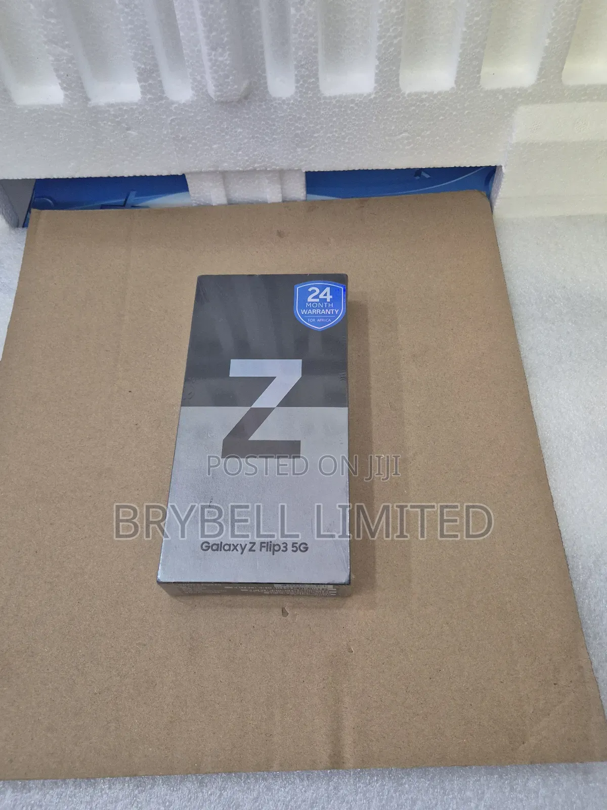 New Samsung Galaxy Z Flip3 5G 256 GB Purple