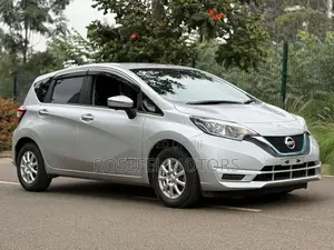 Nissan Note 2018 Silver