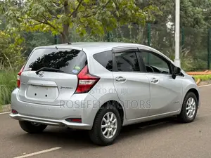 Nissan Note 2018 Silver