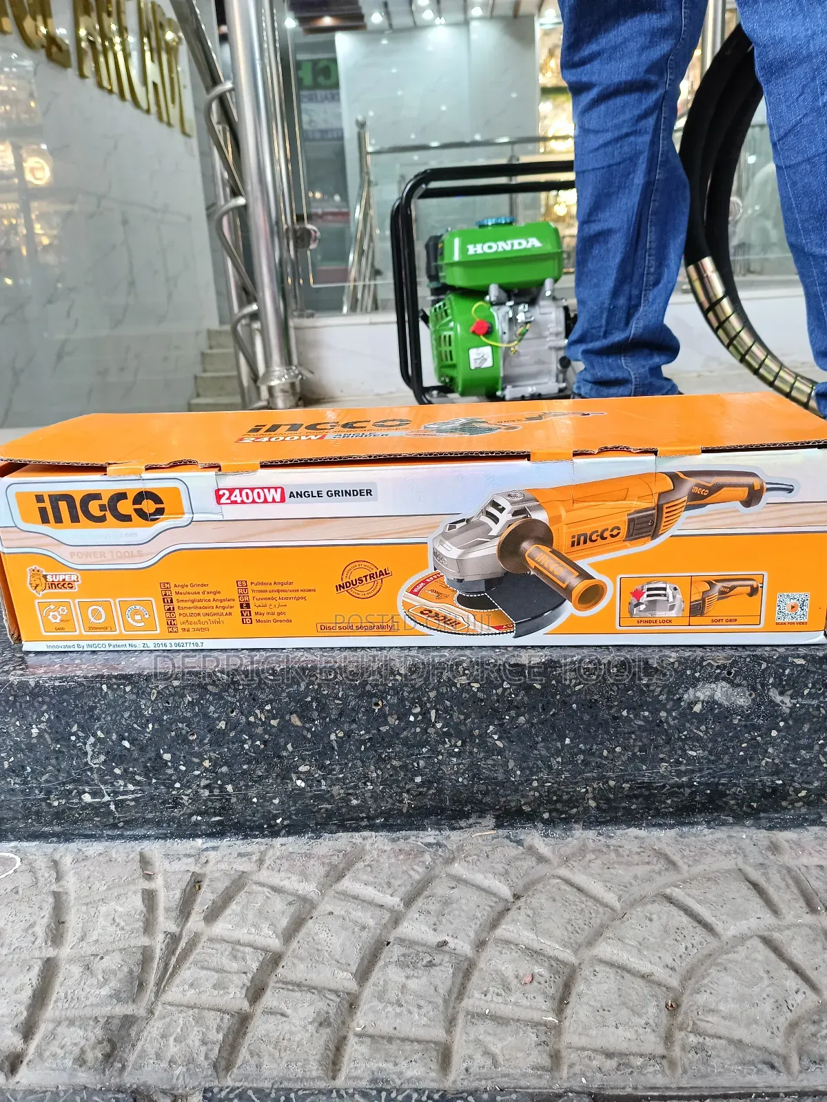 Ingco 2400w Angle Grinder