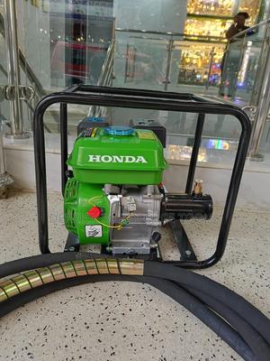 Honda 8hp Concrete Vibrator With Poker - thumbnail 2