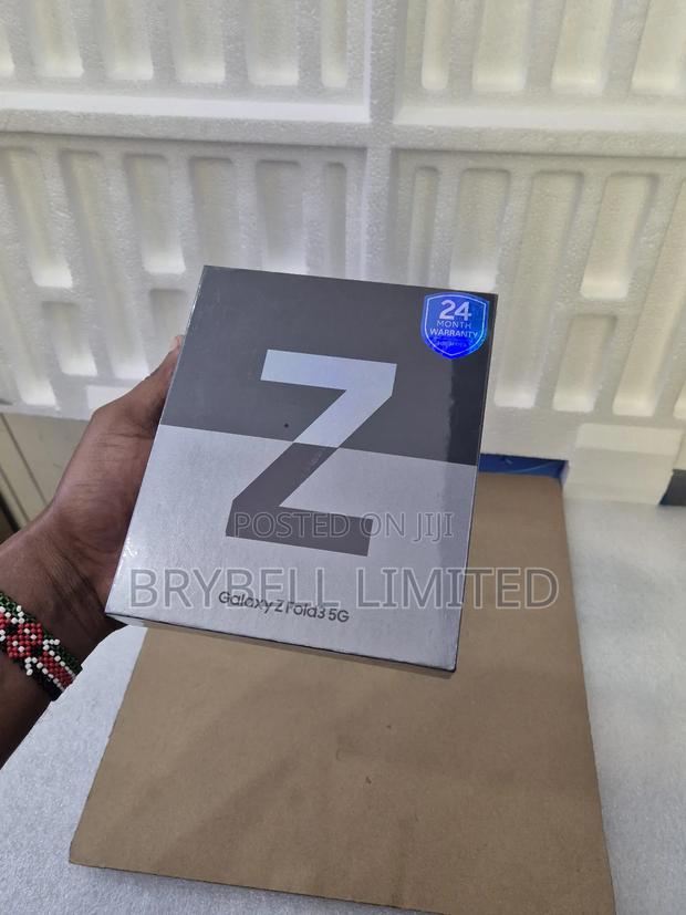 New Samsung Galaxy Z Fold3 5G 256 GB Black - thumbnail 5