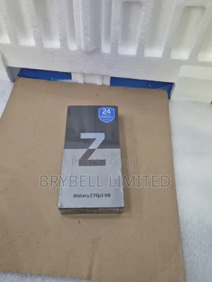 New Samsung Galaxy Z Flip3 5G 256 GB Gold