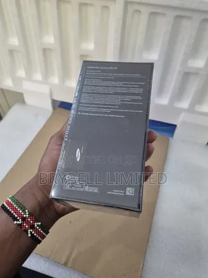 New Samsung Galaxy S20 128 GB Blue