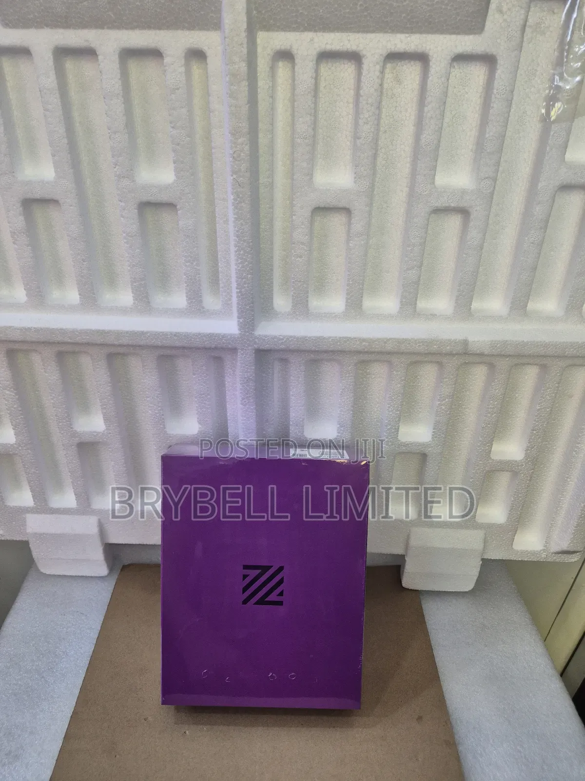 New Mobile Phone 128 GB Black