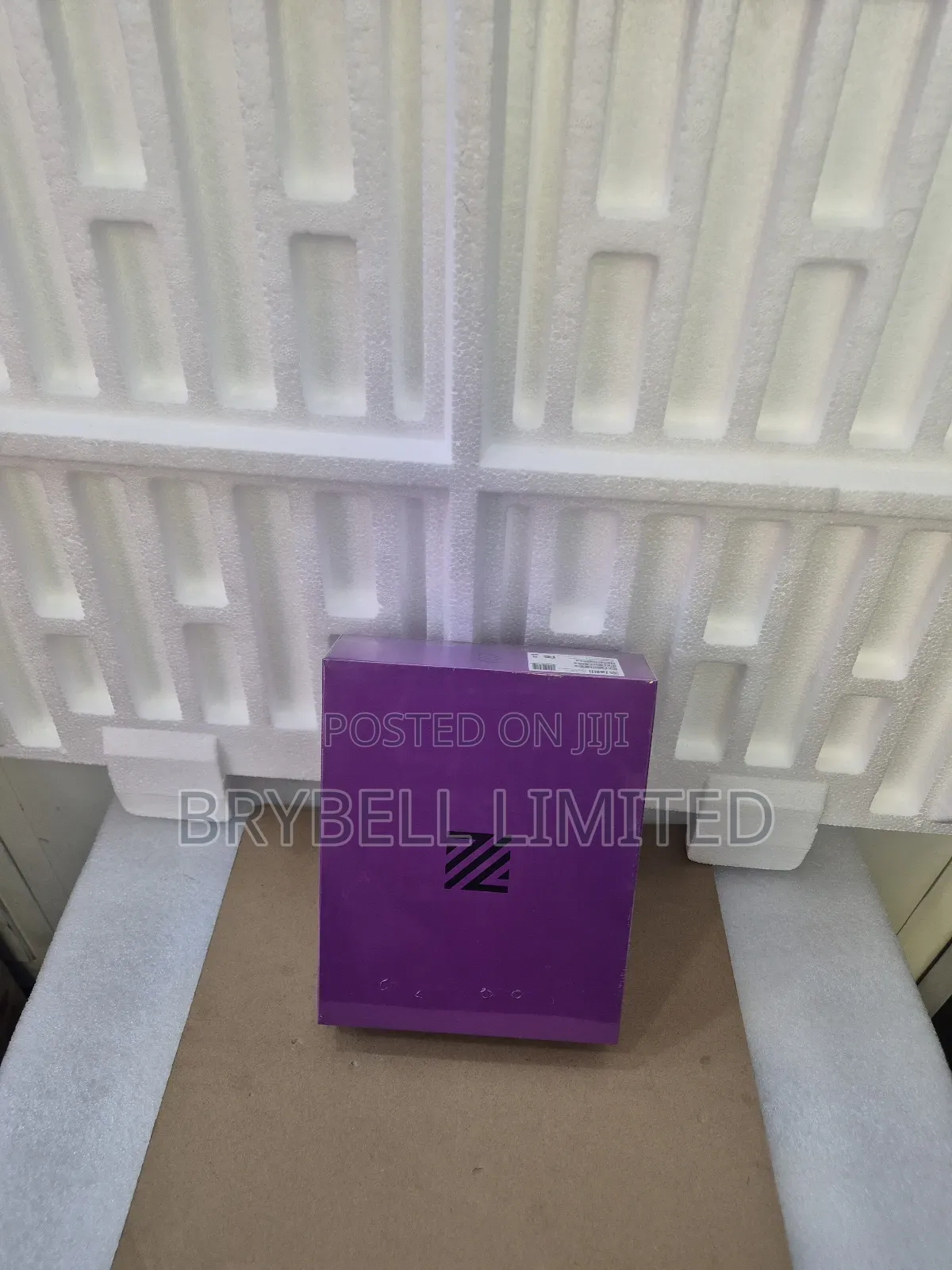 New Mobile Phone 128 GB Black