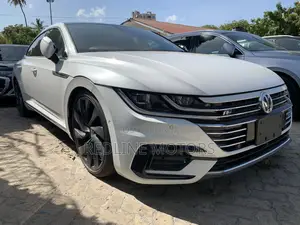 Volkswagen Arteon 2.0T SE R-Line w/19 AWD 4MOTION 2019 White