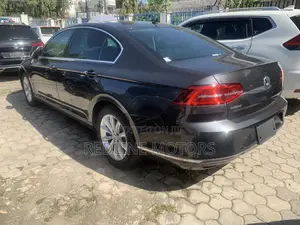 Volkswagen Passat 2.0T SE 2018 Gray