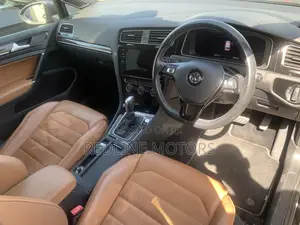 Volkswagen Golf Variant 2018 Silver