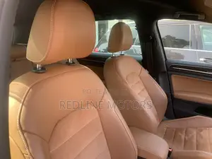Volkswagen Golf Variant 2018 Silver